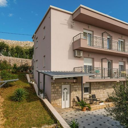 Nice Apartment In Mali Rat With Wifi Sumpetar Εξωτερικό φωτογραφία
